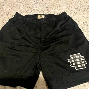 Eric Emanuel shorts 1-1 don’t buy message first